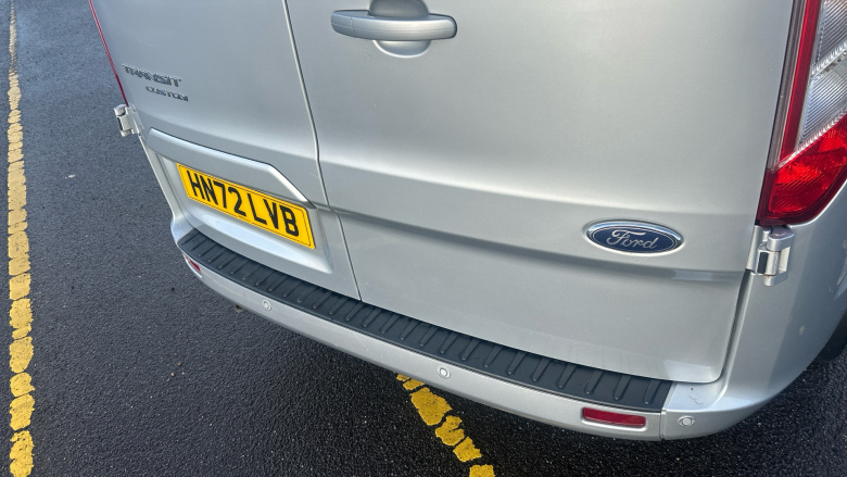 Ford Transit Custom 320 L1 Diesel Fwd 2.0 EcoBlue 170ps Low Roof D/Cab Limited Van Auto